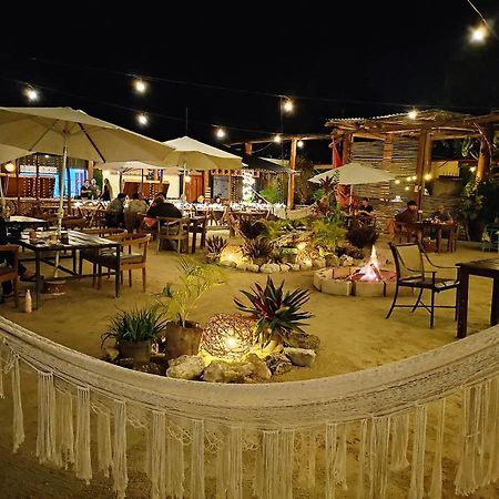 The All Inclusive Hostel - Food, Drinks And Transportation To The Beach And Cenotes Тулум Экстерьер фото