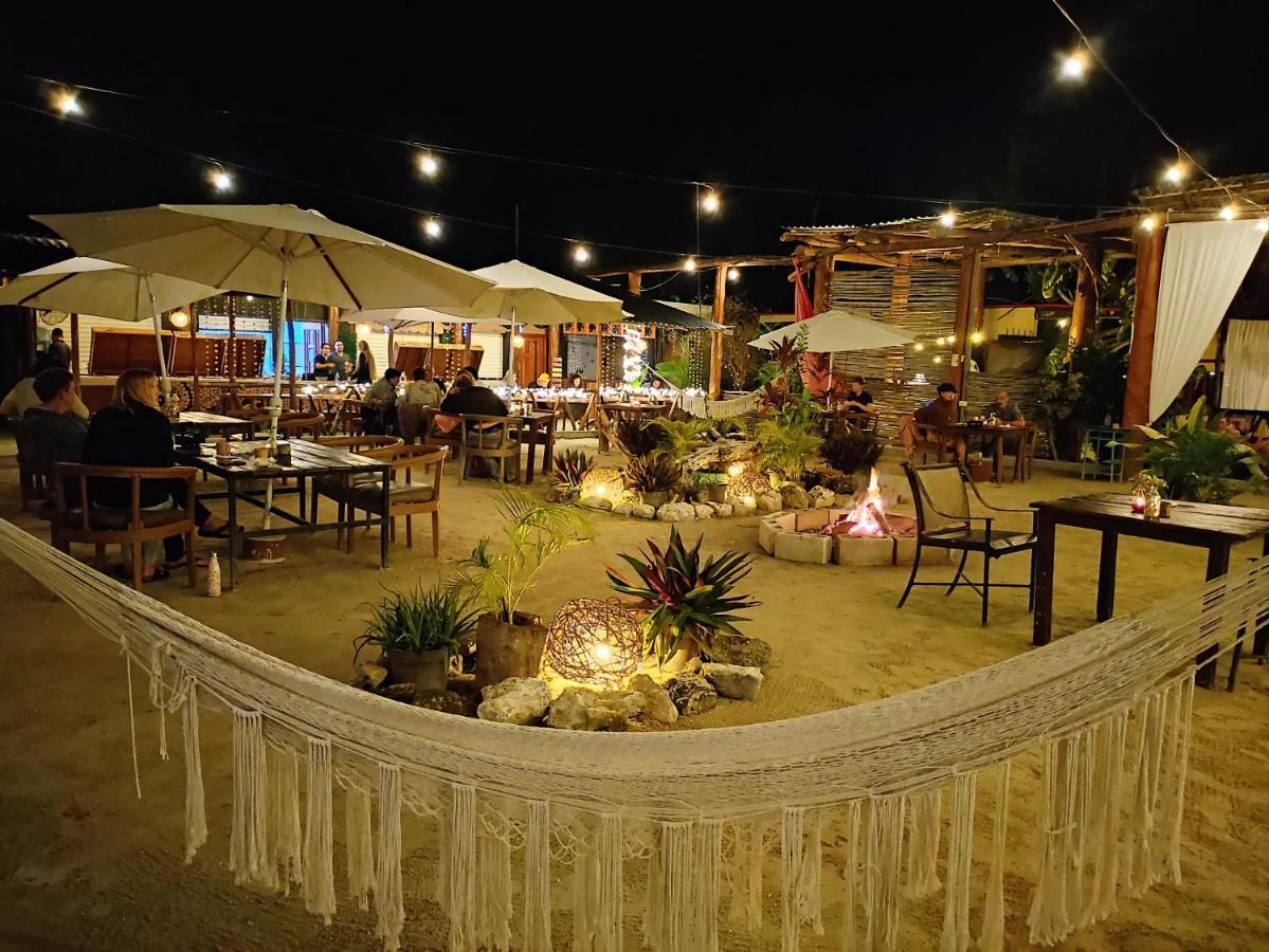 The All Inclusive Hostel - Food, Drinks And Transportation To The Beach And Cenotes Тулум Экстерьер фото